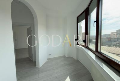 Apartament cu 5 camere decomandat în Universitate - 7