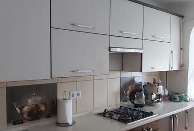 Apartament cu 3 camere decomandat în Pantelimon