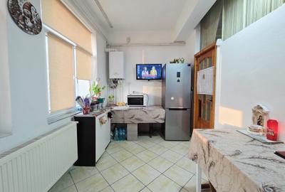 Garsonieră nedecomandată, mobilată în Micro 13 - 2