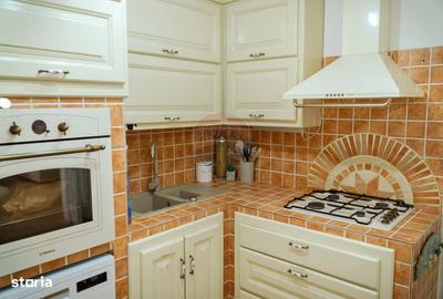 Casă cu 6 camere cu Garaj în Voitinel - 5