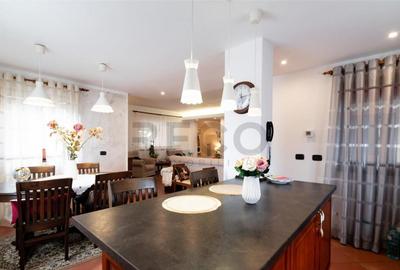 Casă cu 6 camere cu Teren 600 Mp în Cordău - 6