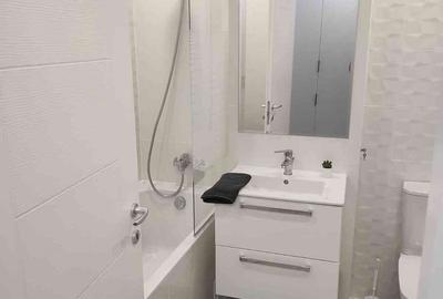 Garsonieră în Titan