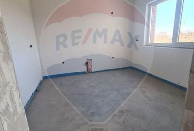 Vând Casă, in Borhanci - 7