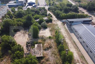 Teren de 28760 mp, în Central - 12