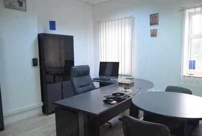 Spațiu comercial, de 35 mp, în Bușteni - 1