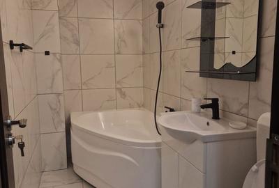 Apartament cu 3 camere decomandat în Uverturii - 5
