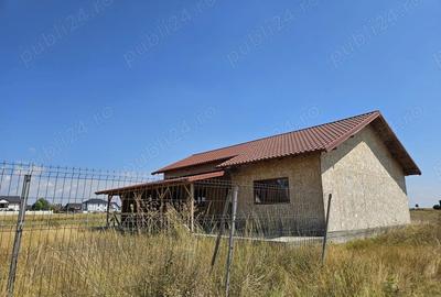 Casa la ro?u intr-o zona lini?tita, aproape de Buzau Spataru - 10