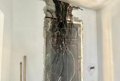 Casă individuală cu 7 camere cu Canalizare în Central - 12