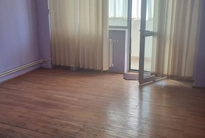 Apartament 2 camere, decomandat, etaj 2, centru,parc - 2