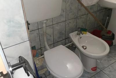 Vand apartament 2 camere - 2
