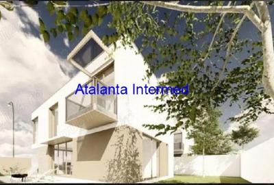 Teren de 300 mp, în Lazu