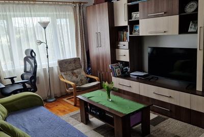 Apartament cu 4 camere decomandat în Central - 1