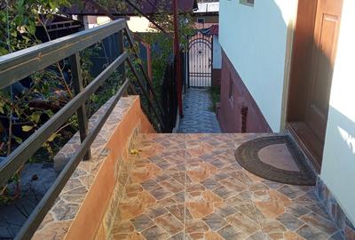 Casă cu 4 camere cu Teren 1020 Mp în Vaideeni - 4