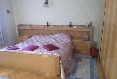 Casă cu 6 camere în Pucioasa - 1