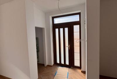 Casă cu 4 camere cu Teren 290 Mp în Gruia - 5