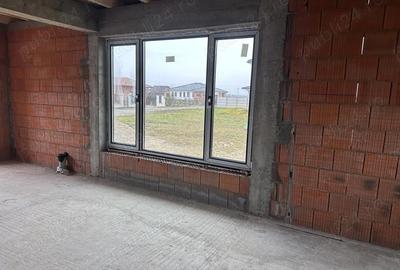 Casă cu Teren 560 Mp în Păulești - 5