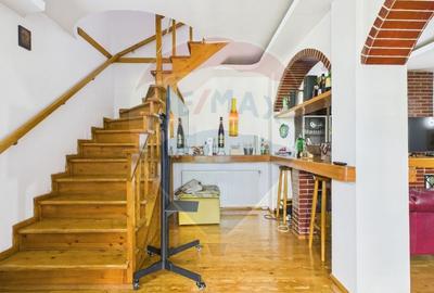 Casa / Vila zona Eroii Revolutiei - 15