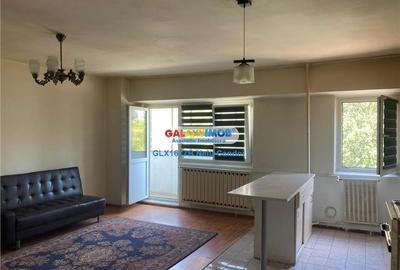 Garsonieră decomandată în 13 Septembrie