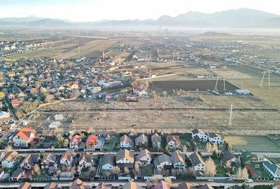Teren intravilan cu Autorizatie de Construire - 23