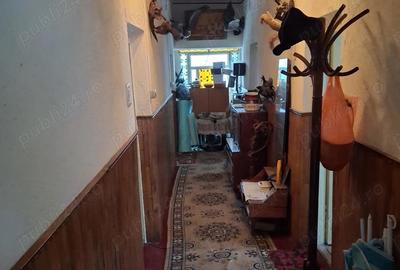 Casă cu 5 camere cu Teren 510 Mp în Copou - 2