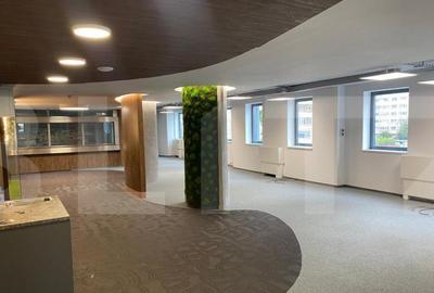 Spatiu deosebit in cladire clasa A - 1