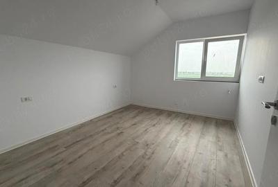 Apartament cu 3 camere decomandat în Giarmata - 9