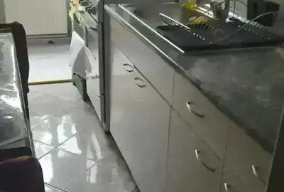 Garsonieră decomandată în Astra