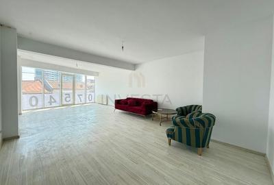 Apartament Luminos de 100 mp ! - 2