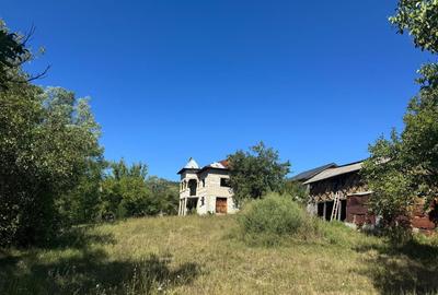 Casă cu 4 camere în Petros - 2