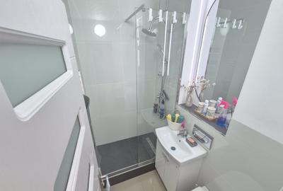 Apartament cu 2 camere semidecomandat, mobilat în Florilor - 15