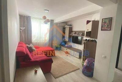 Apartament cu 3 camere decomandat, mobilat în Sălăjan