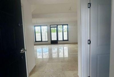 Casă cu 6 camere cu Teren 280 Mp în Central - 4