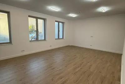 Apartament cu 3 camere semidecomandat în Armeneasca - 1