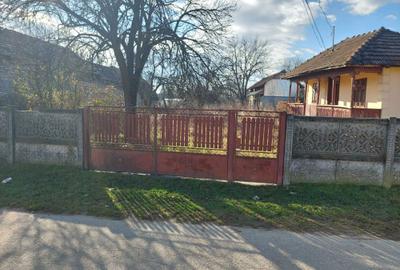 Casă cu 3 camere în Vulcana-Pandele - 2