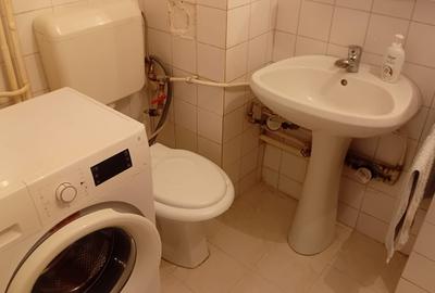 Apartament cu 3 camere decomandat în Intim - 11