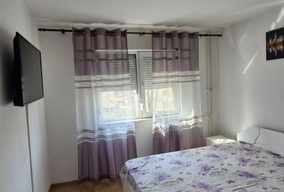 Apartament cu 2 camere semidecomandat în Rovine