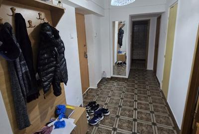 Apartament cu 3 camere decomandat în Mioriței - 3