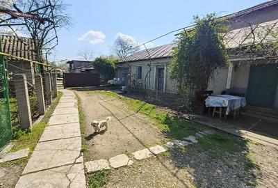 Casă cu 4 camere în Central - 2