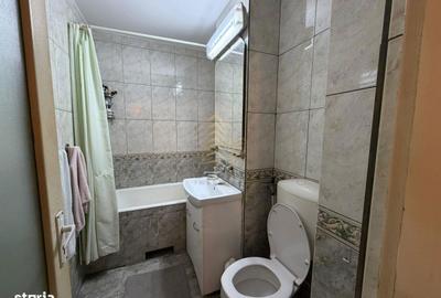 Apartament cu 4 camere decomandat în Decebal - 2