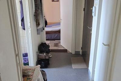 Apartament cu 3 camere semidecomandat în Aleea Trandafirilor - 1