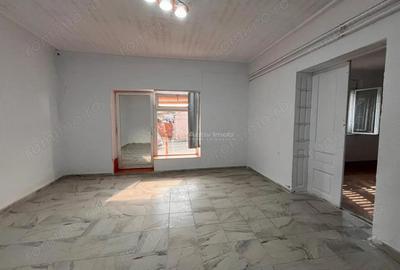 Lugoj, Casa, Teren 851 Mp., Zona Pietei, SemiCentral - 3