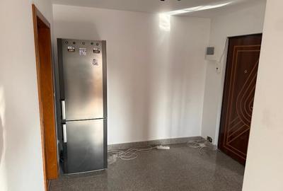 Apartament 3 camere, etaj 4, Vizavi de Catedrala  Petru si Pavel , Barlad - 7