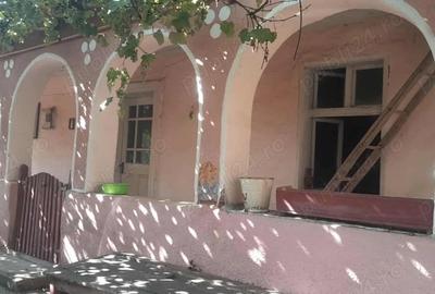 Casa de vanzare! Citeste descrierea! - 3