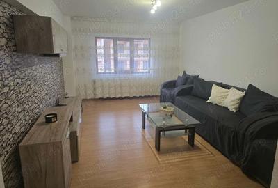 Inchiriez apartament cu 2 camere ,decomandat,situat in zona Bazar Orizont ,pe strada Trandafirilor, - 2