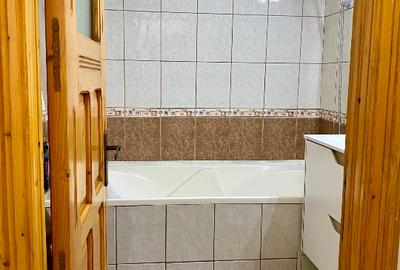 Apartament cu 4 camere decomandat în Colentina - 6