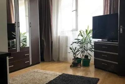 Garsonieră semidecomandată în Titan - 2