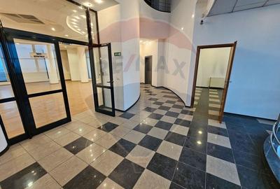 Spatiu de 202 mp + 64 mp terasa la etajul 5, zona ultracentrala - 5