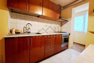 Apartament cu 3 camere decomandat în Torontalului - 3