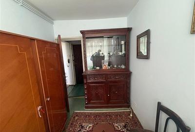 Apartament cu 3 camere semidecomandat în Drumul Taberei - 4