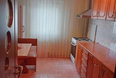 Proprietar Apartament 3 camere Ardealului 6,Bacău confort 1 Sporit - 1